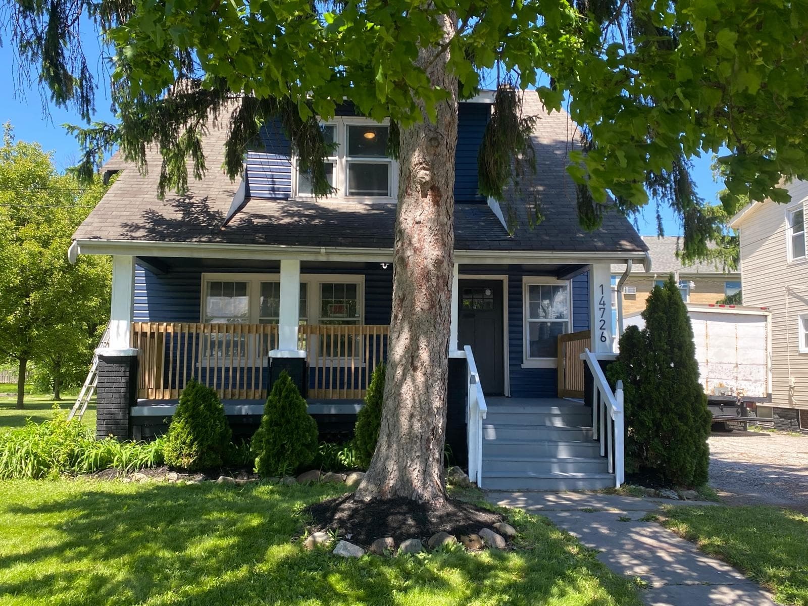 3+ Bedroom Single Family Home in West Park / Puritas, 44135